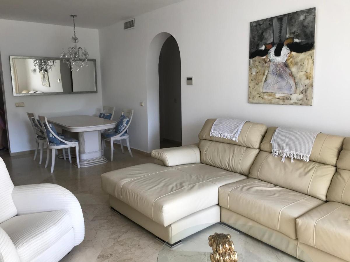 Apartment Costalita, Direct Beach Access, Ground Floor, Salt Water Pool Estepona Ngoại thất bức ảnh