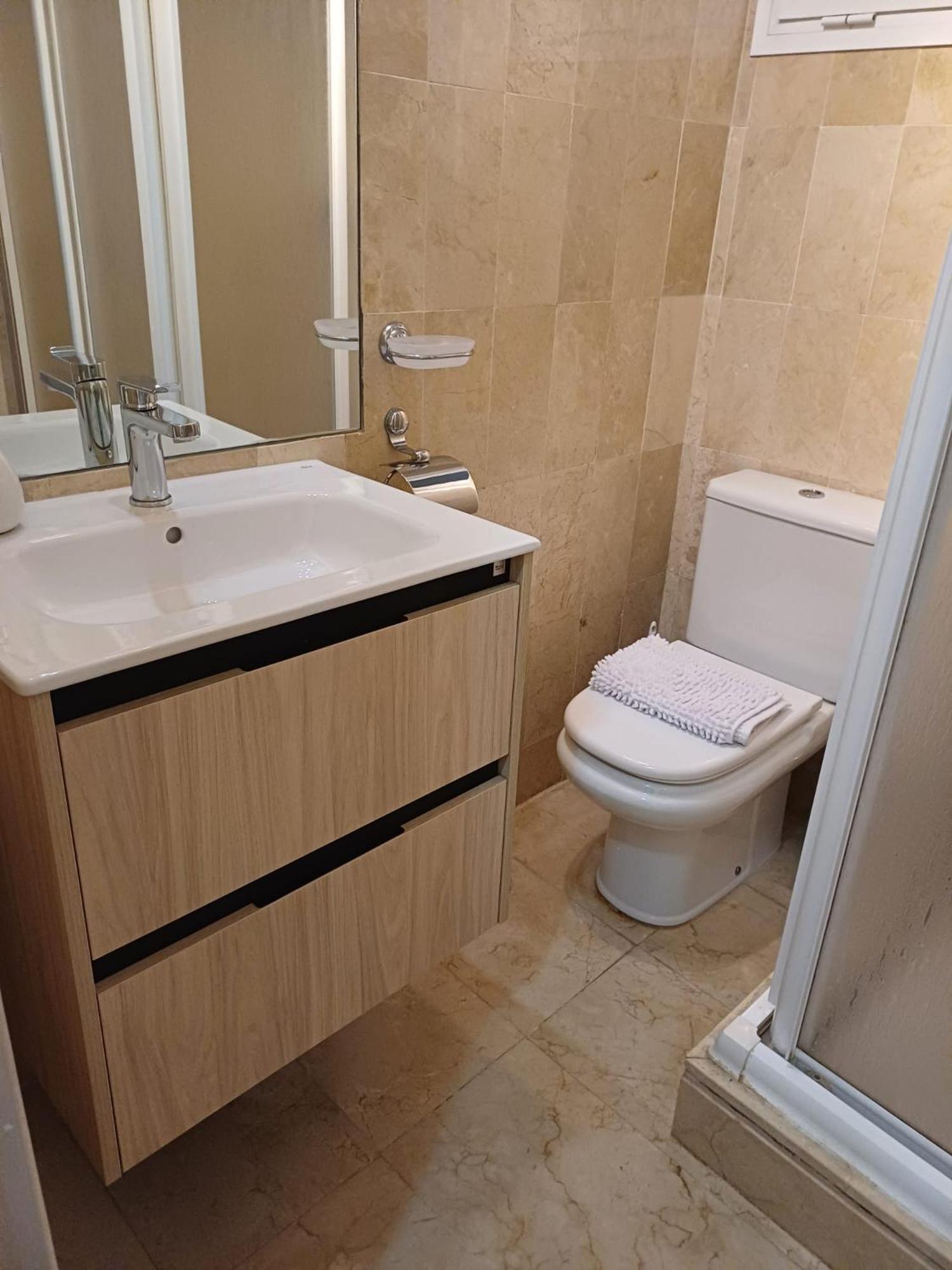 Apartment Costalita, Direct Beach Access, Ground Floor, Salt Water Pool Estepona Ngoại thất bức ảnh